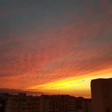 Luxury Studio Apartment 2 Night Minimum Stay Until June 31St!! Torrox Bagian luar foto