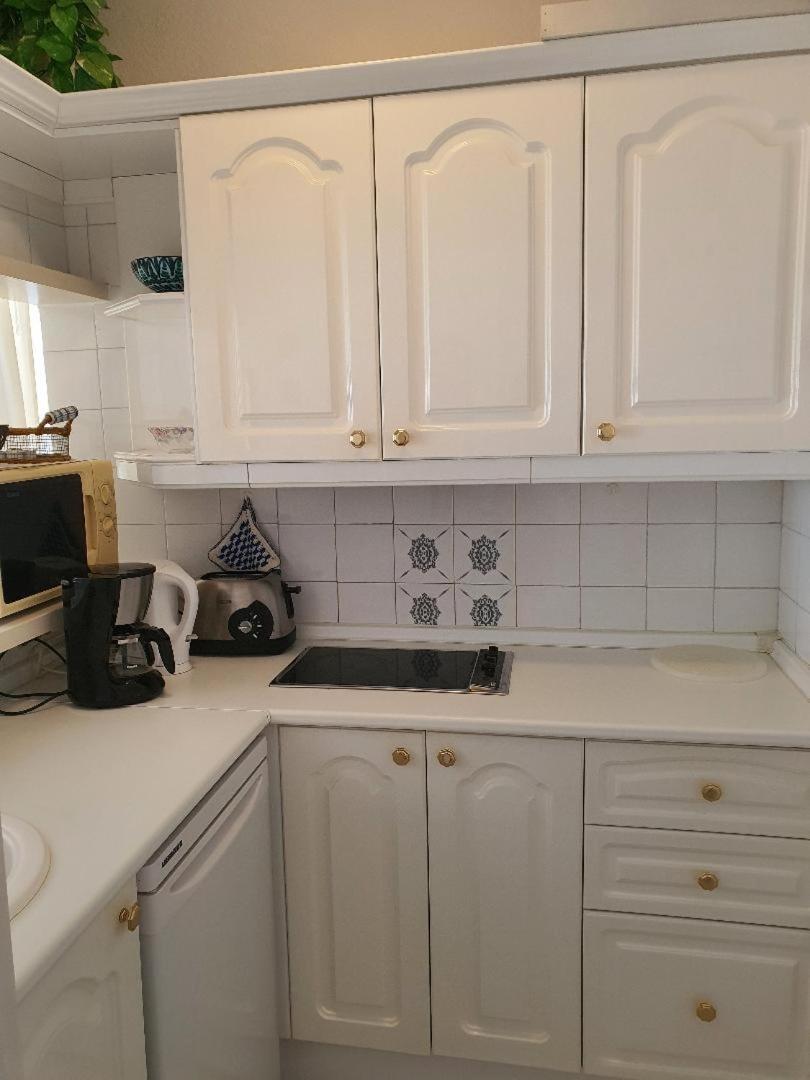 Luxury Studio Apartment 2 Night Minimum Stay Until June 31St!! Torrox Bagian luar foto